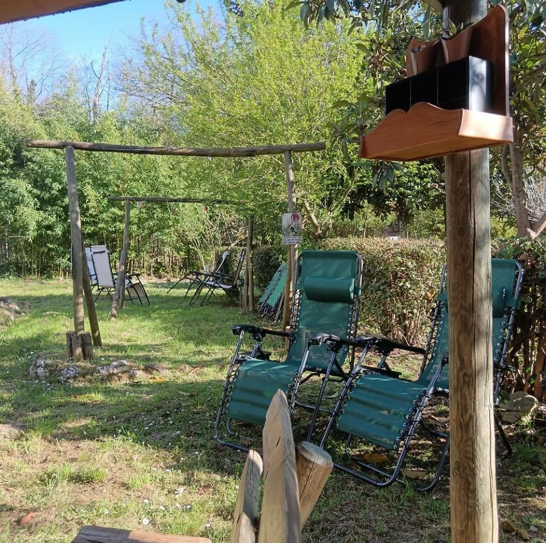 Quarto em Acomodações Particulares Camere Nel Bosco Sulla Via Francigena Monteriggioni